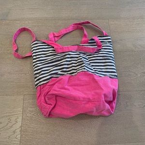 Victoria’s Secret tote bag